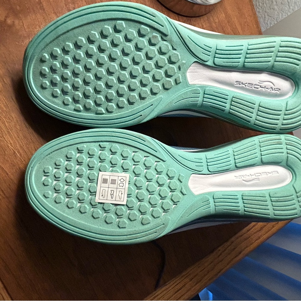 Skechers Women’s Blue Athletic Shoes Sz 7.5. - Picture 3 of 6